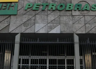 Petrobras recorrerá da suspensão de conselheiro