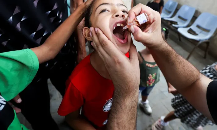 2024-09-01t084428z_864346810_rc2kr9a4yvz1_rtrmadp_3_israel-palestinians-gaza-polio-2.webp.webp