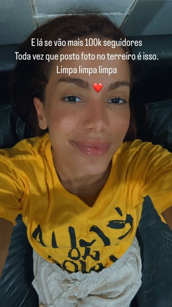 Anitta perde seguidores após fotos em terreiro de Candomblé 1 SaveClip.App 475434415 18629917927009037 5244215609018099047 n 864x1536 1